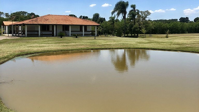 Casa de Campo Ideal para Famílias e Amigos