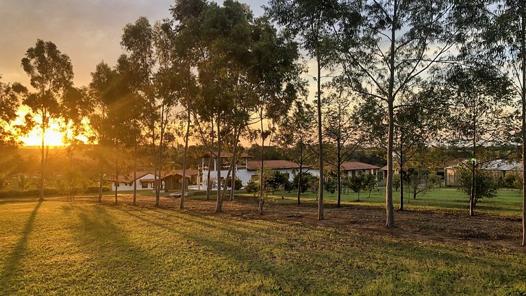 Sítio com Piscina e Área de Lazer Completa