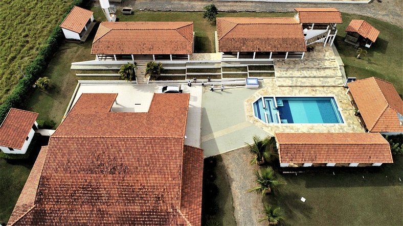 Sítio com Piscina e Área de Lazer Completa